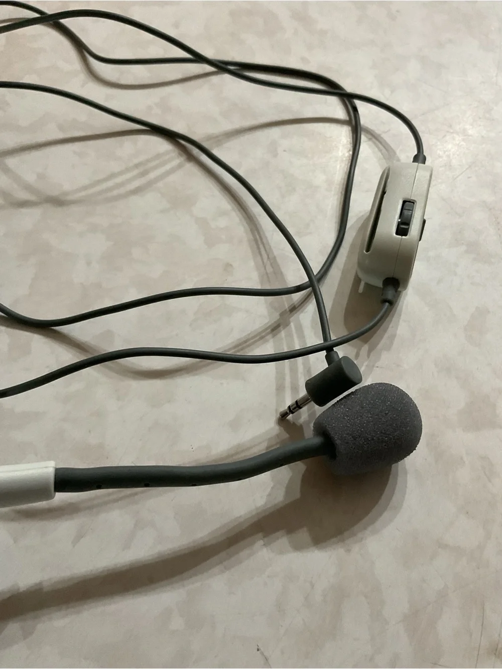 Xbox 360 Stereo Headset - White and Black